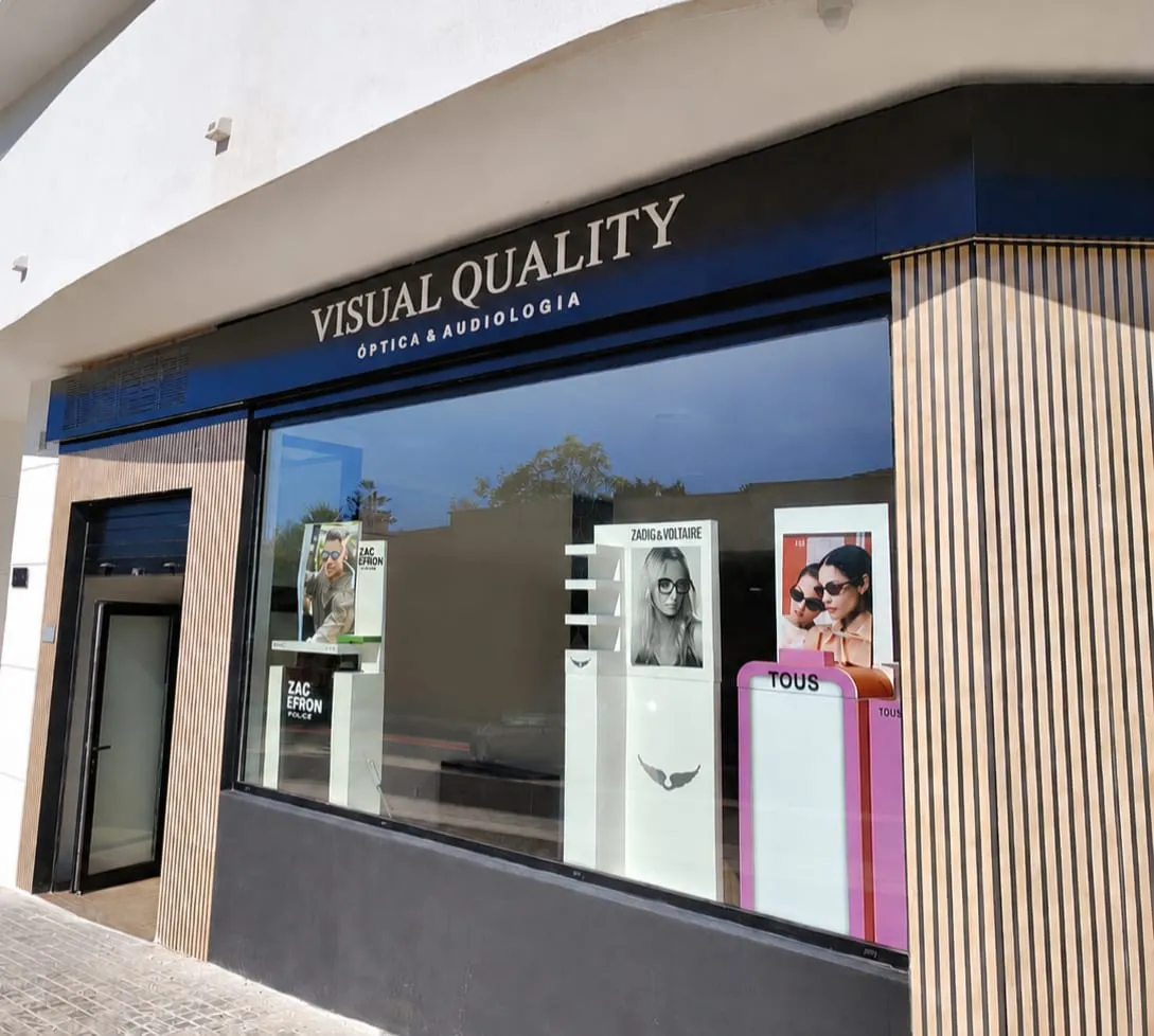 FOTO fachada optica visual quality group naquera